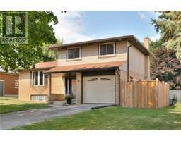 11 REINER Crescent, Wellesley, Ontario