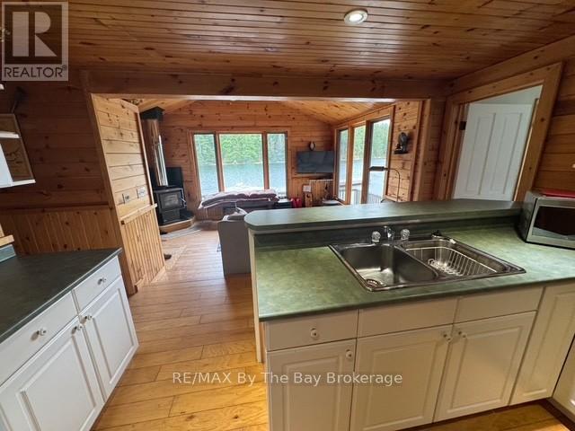 1215 Harrison Trail, Georgian Bay, Ontario  P2A 0B7 - Photo 9 - X12321672