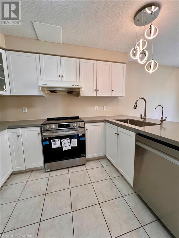 604 Columbia Forest Boulevard, Waterloo, Ontario  N2V 2K8 - Photo 11 - 40756841