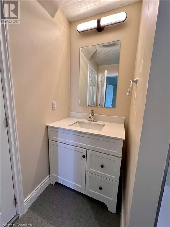 604 Columbia Forest Boulevard, Waterloo, Ontario  N2V 2K8 - Photo 31 - 40756841