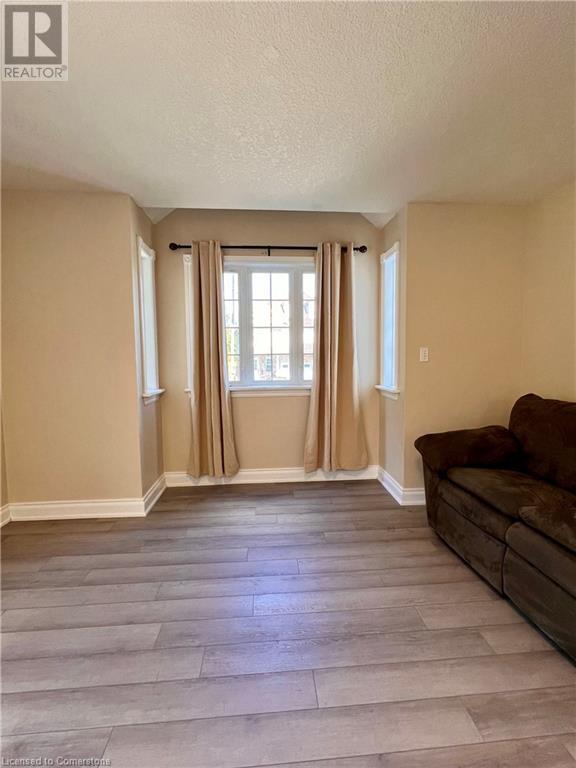 604 Columbia Forest Boulevard, Waterloo, Ontario  N2V 2K8 - Photo 9 - 40756841