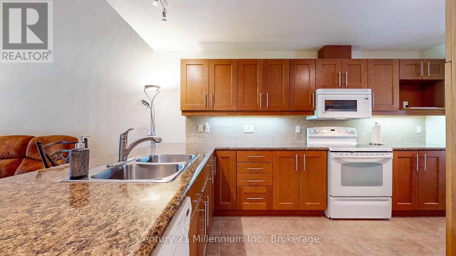 110 Empire Lane, Meaford, Ontario  N4L 0A5 - Photo 18 - X12321788