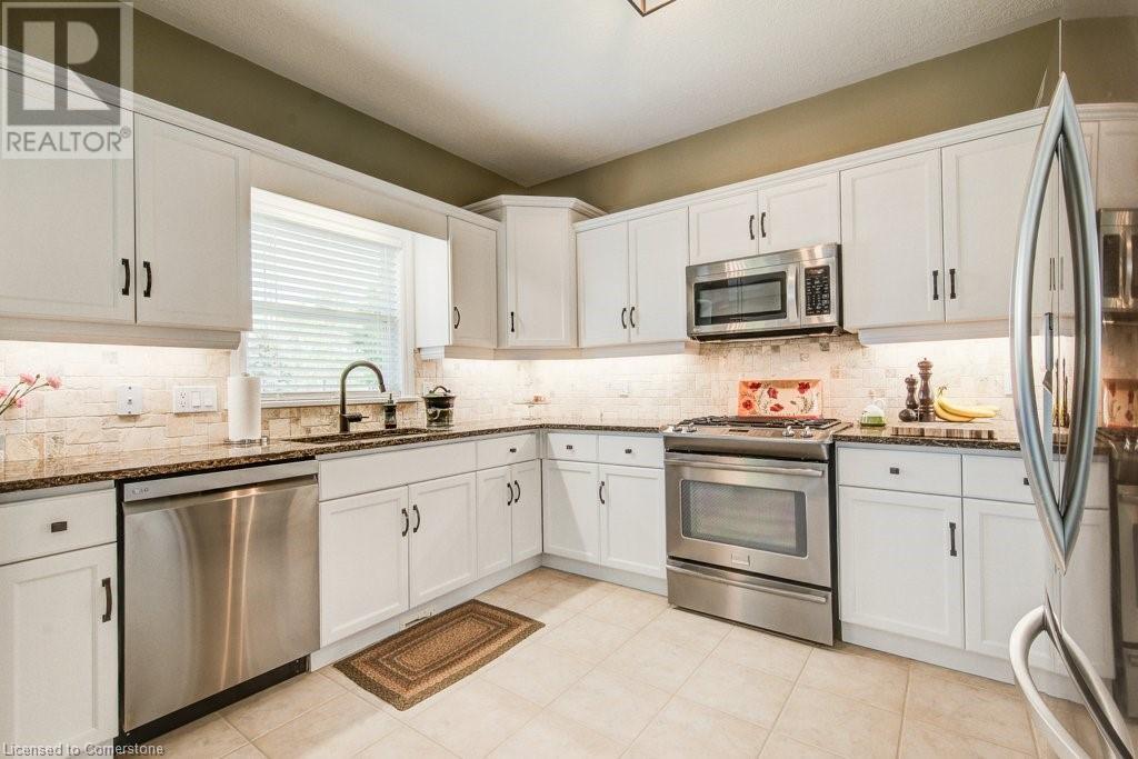 730 Keats Way, Waterloo, Ontario  N2T 2Y2 - Photo 6 - 40756960