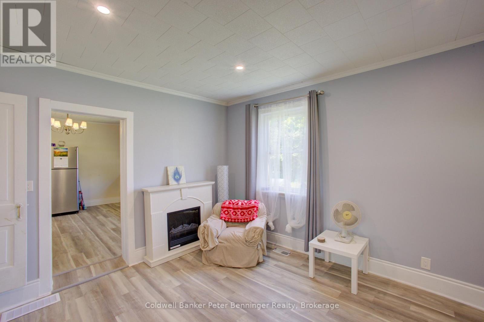 84 Main Street, Kincardine, Ontario  N0G 2T0 - Photo 8 - X12321857