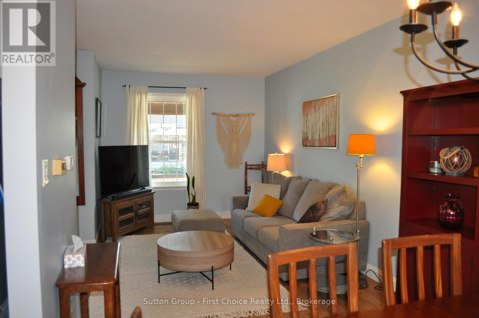 19 Cambria Street, Stratford, Ontario  N5A 1G6 - Photo 3 - X12321860