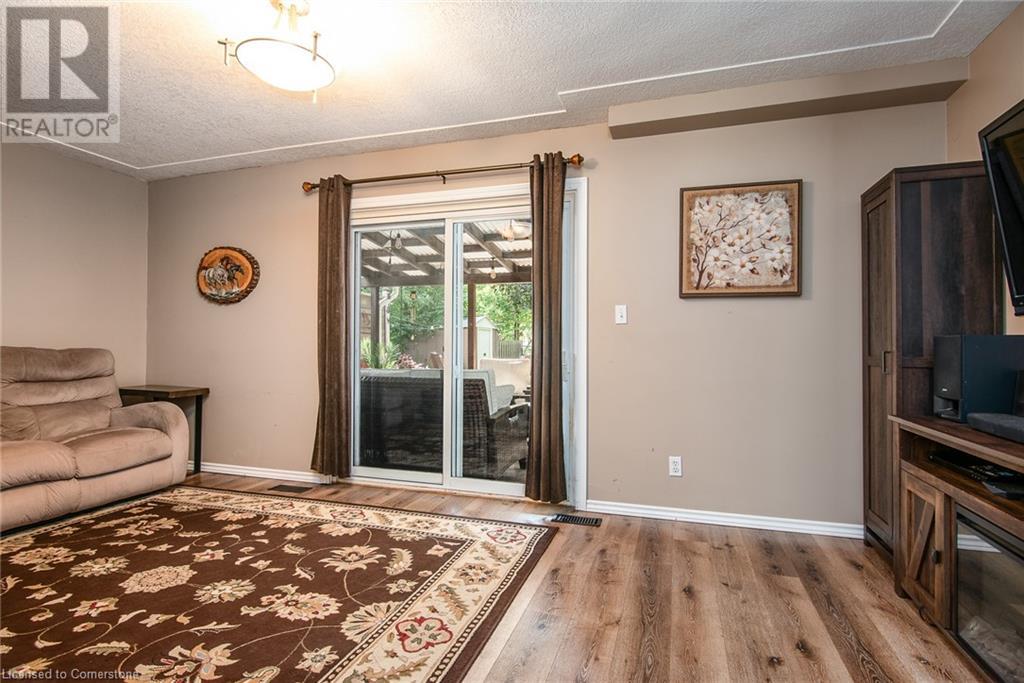 35 Tecumseh Crescent, Kitchener, Ontario  N2B 2T5 - Photo 16 - 40756168