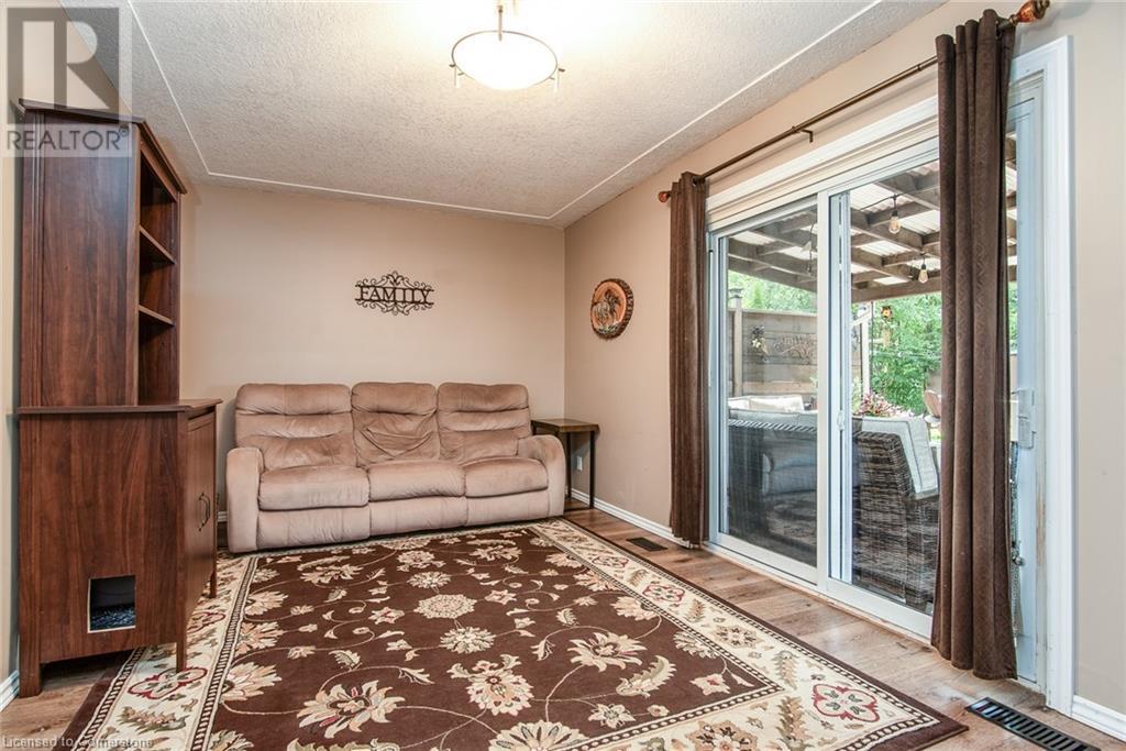 35 Tecumseh Crescent, Kitchener, Ontario  N2B 2T5 - Photo 17 - 40756168