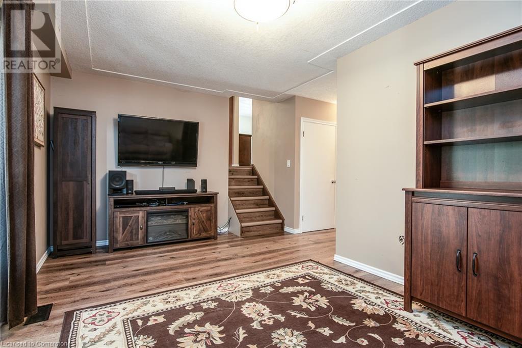 35 Tecumseh Crescent, Kitchener, Ontario  N2B 2T5 - Photo 19 - 40756168