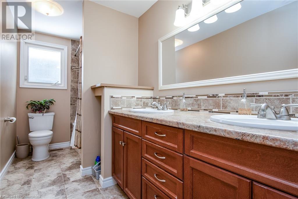 35 Tecumseh Crescent, Kitchener, Ontario  N2B 2T5 - Photo 25 - 40756168