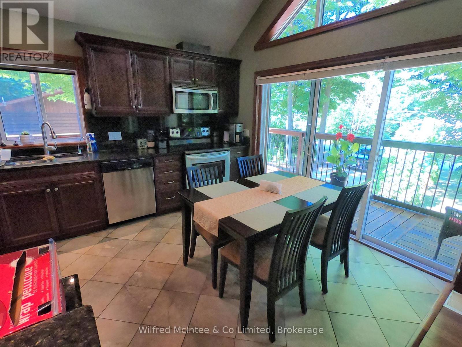 9 Carson Lake Crescent, South Bruce Peninsula, Ontario  N0H 2G0 - Photo 22 - X12321947