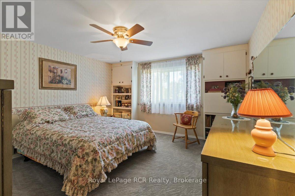 295 2nd Street, Hanover, Ontario  N4N 1A4 - Photo 21 - X12321974