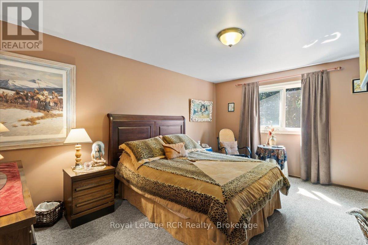 295 2nd Street, Hanover, Ontario  N4N 1A4 - Photo 23 - X12321974