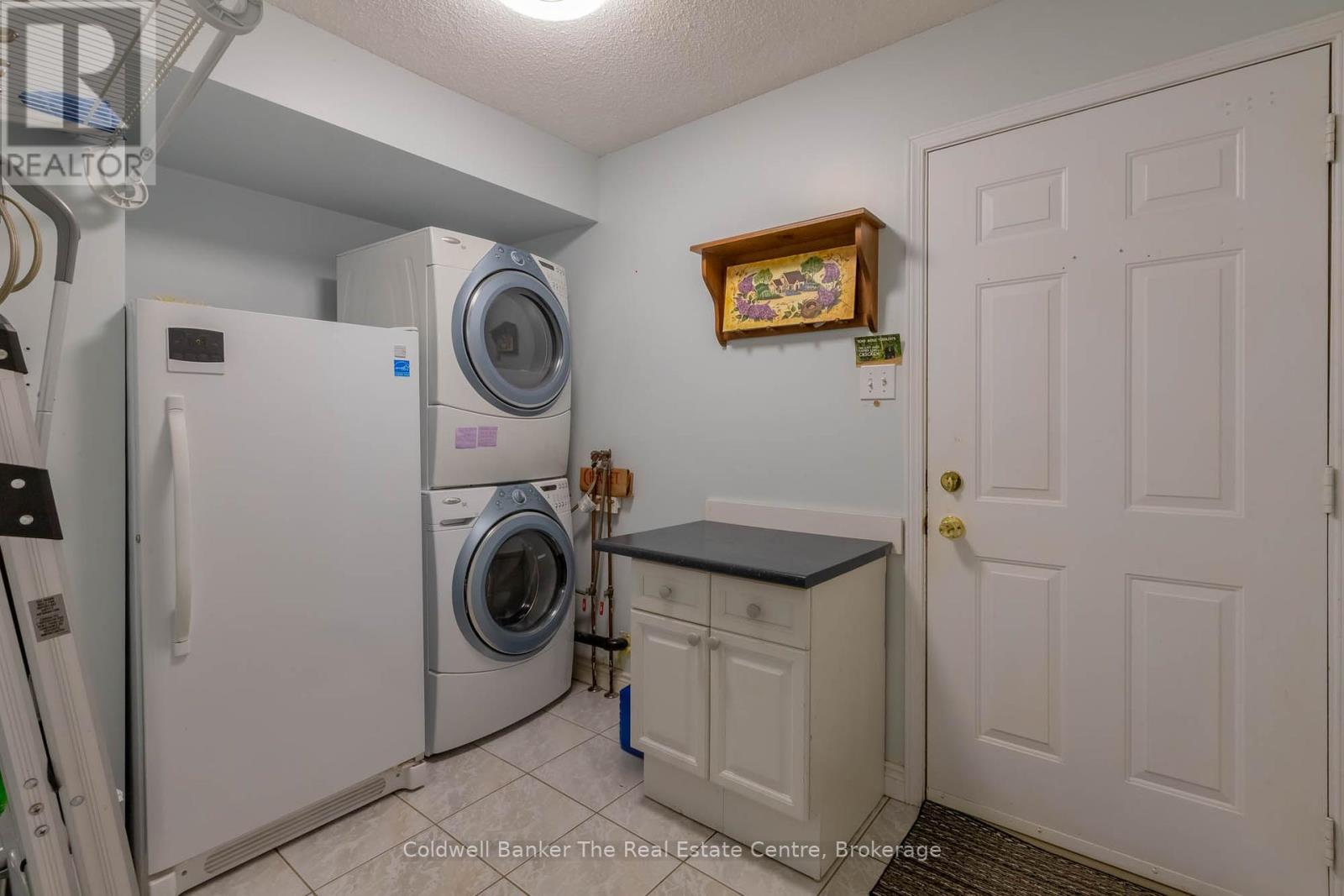 110 Forest Glen Drive, Gravenhurst, Ontario  P1P 1A1 - Photo 19 - X12322030