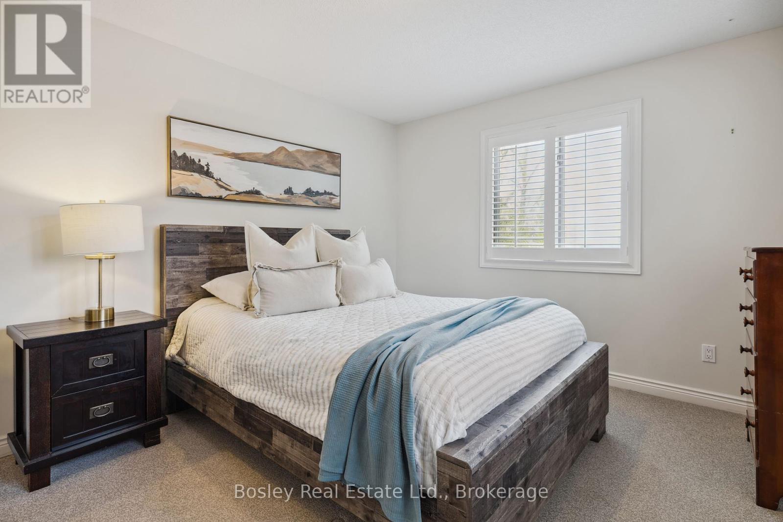 169 Lakewood Drive, Blue Mountains, Ontario  N0H 2P0 - Photo 23 - X12322129