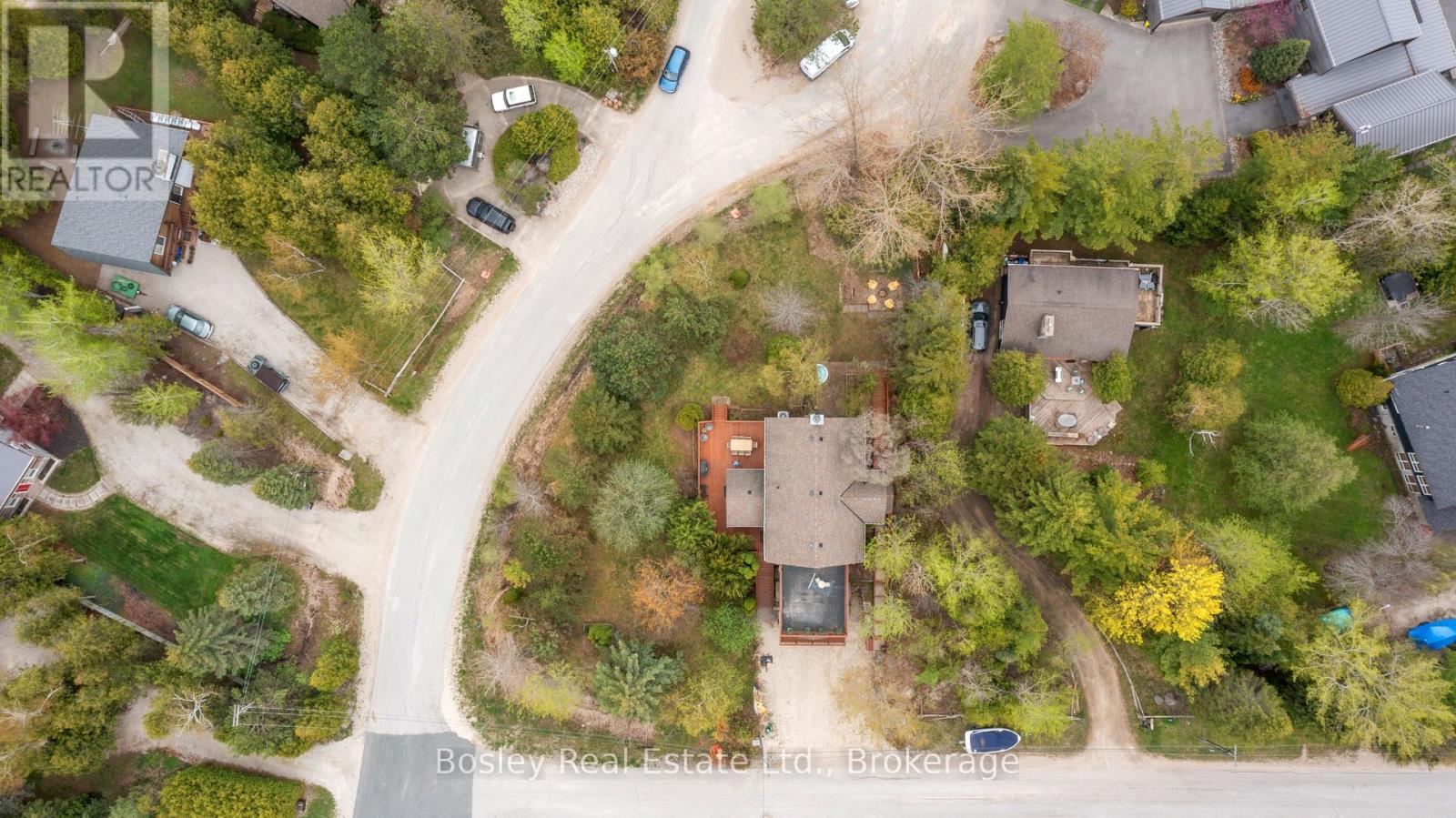169 Lakewood Drive, Blue Mountains, Ontario  N0H 2P0 - Photo 3 - X12322129