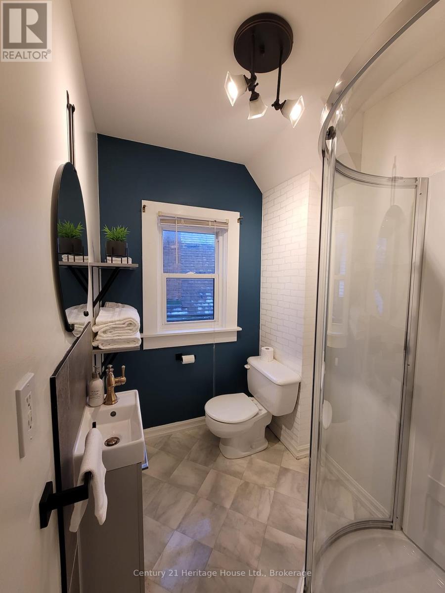 C - 180 Weber Street E, Kitchener, Ontario  N2H 1E4 - Photo 12 - X12322165