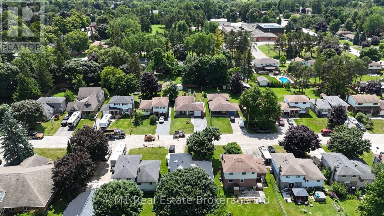 228 Adelaide Street, Wellington North, Ontario  N0G 1A0 - Photo 38 - X12322248