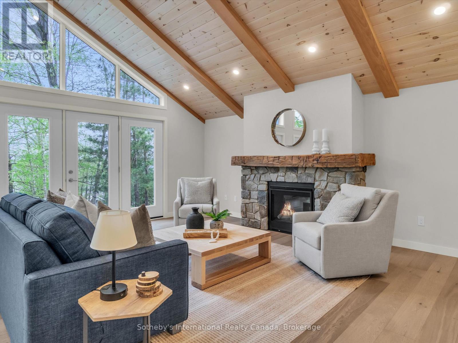 2 - 3179 Muskoka Rd 117 Road, Lake Of Bays, Ontario  P0B 1A0 - Photo 2 - X12322329