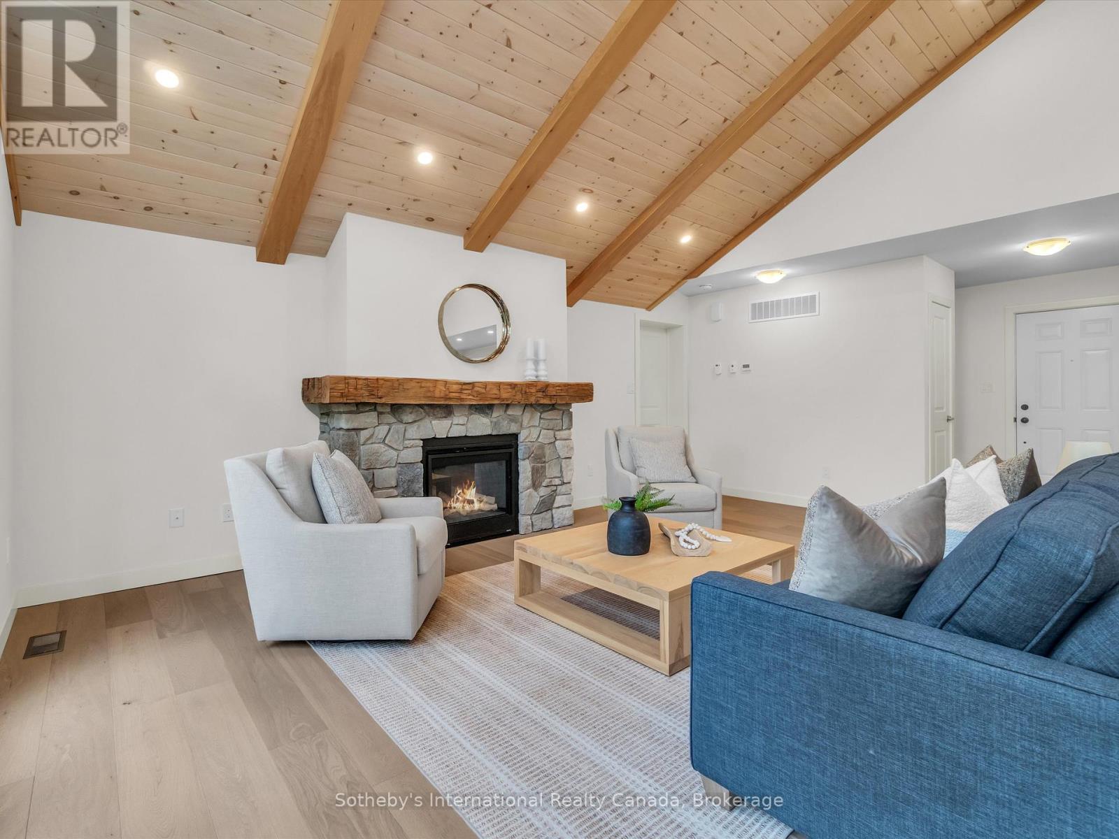 2 - 3179 Muskoka Rd 117 Road, Lake Of Bays, Ontario  P0B 1A0 - Photo 25 - X12322329