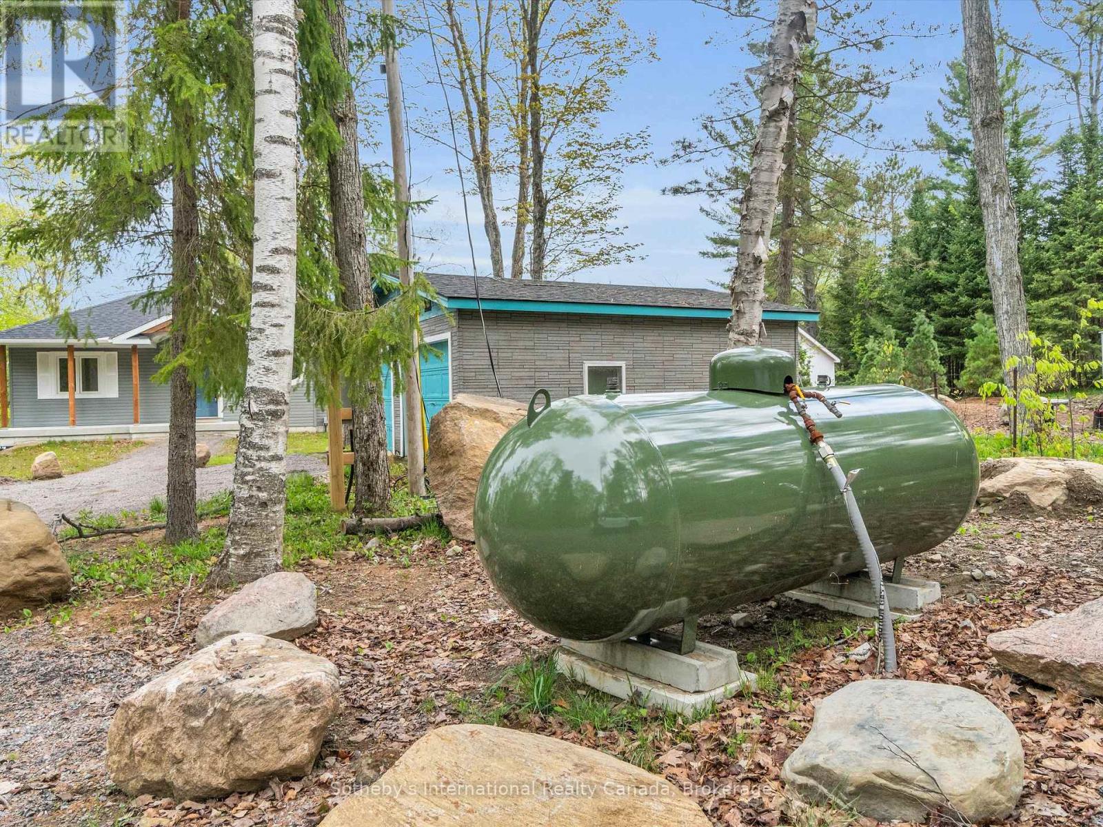 2 - 3179 Muskoka Rd 117 Road, Lake Of Bays, Ontario  P0B 1A0 - Photo 41 - X12322329