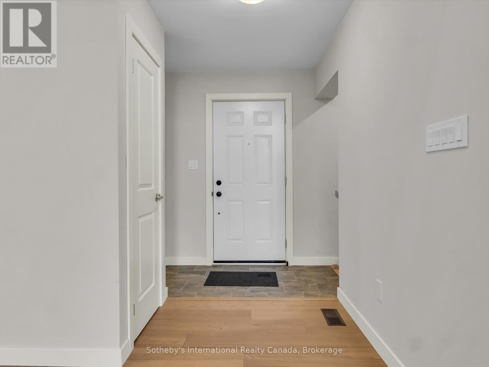 2 - 3179 Muskoka Rd 117 Road, Lake Of Bays, Ontario  P0B 1A0 - Photo 44 - X12322329