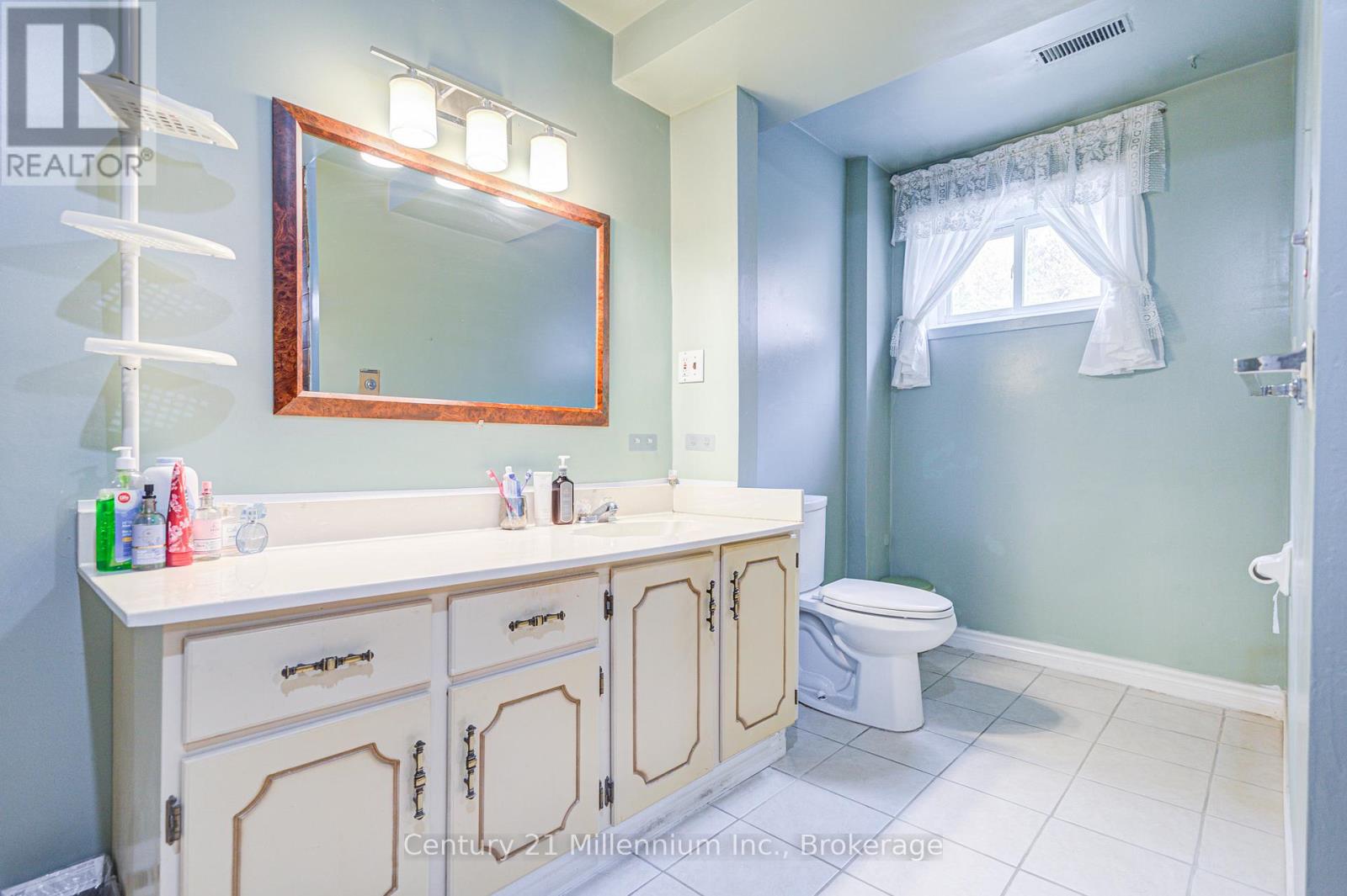9 Thane Court, Toronto, Ontario  M2J 4B6 - Photo 21 - C12322441