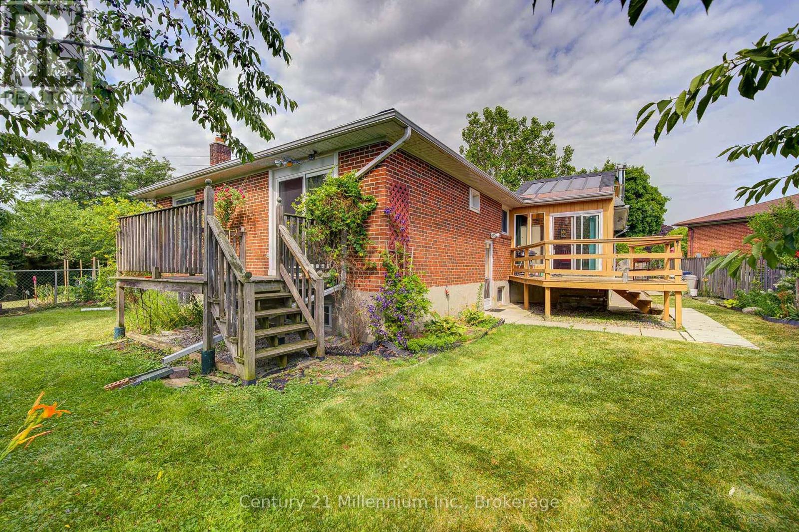 9 Thane Court, Toronto, Ontario  M2J 4B6 - Photo 34 - C12322441