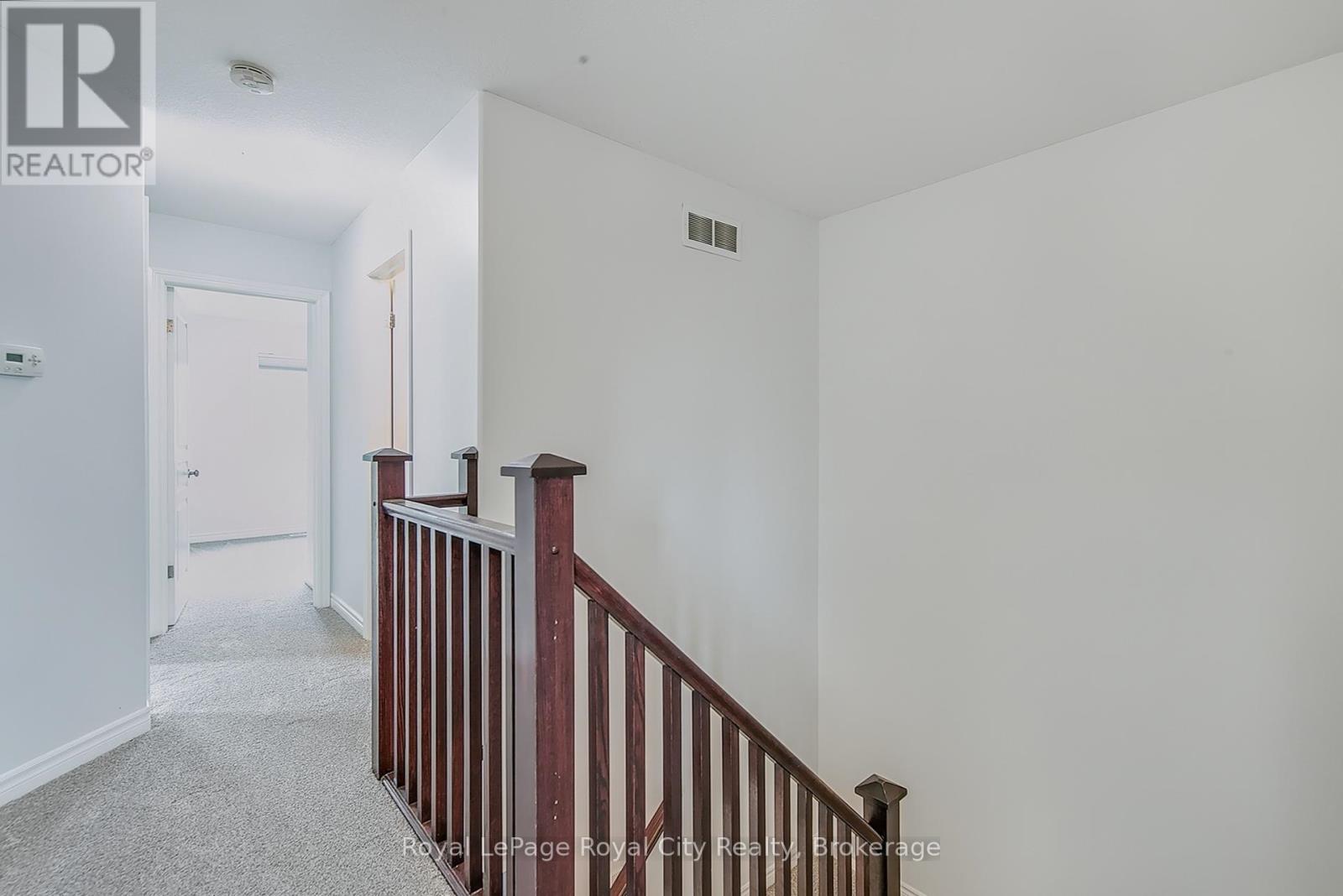37 Wilkie Crescent, Guelph, Ontario  N1L 0B1 - Photo 14 - X12322454