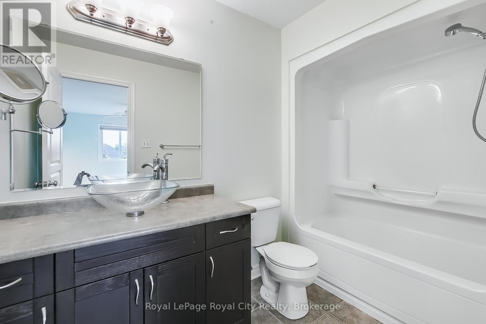 37 Wilkie Crescent, Guelph, Ontario  N1L 0B1 - Photo 20 - X12322454