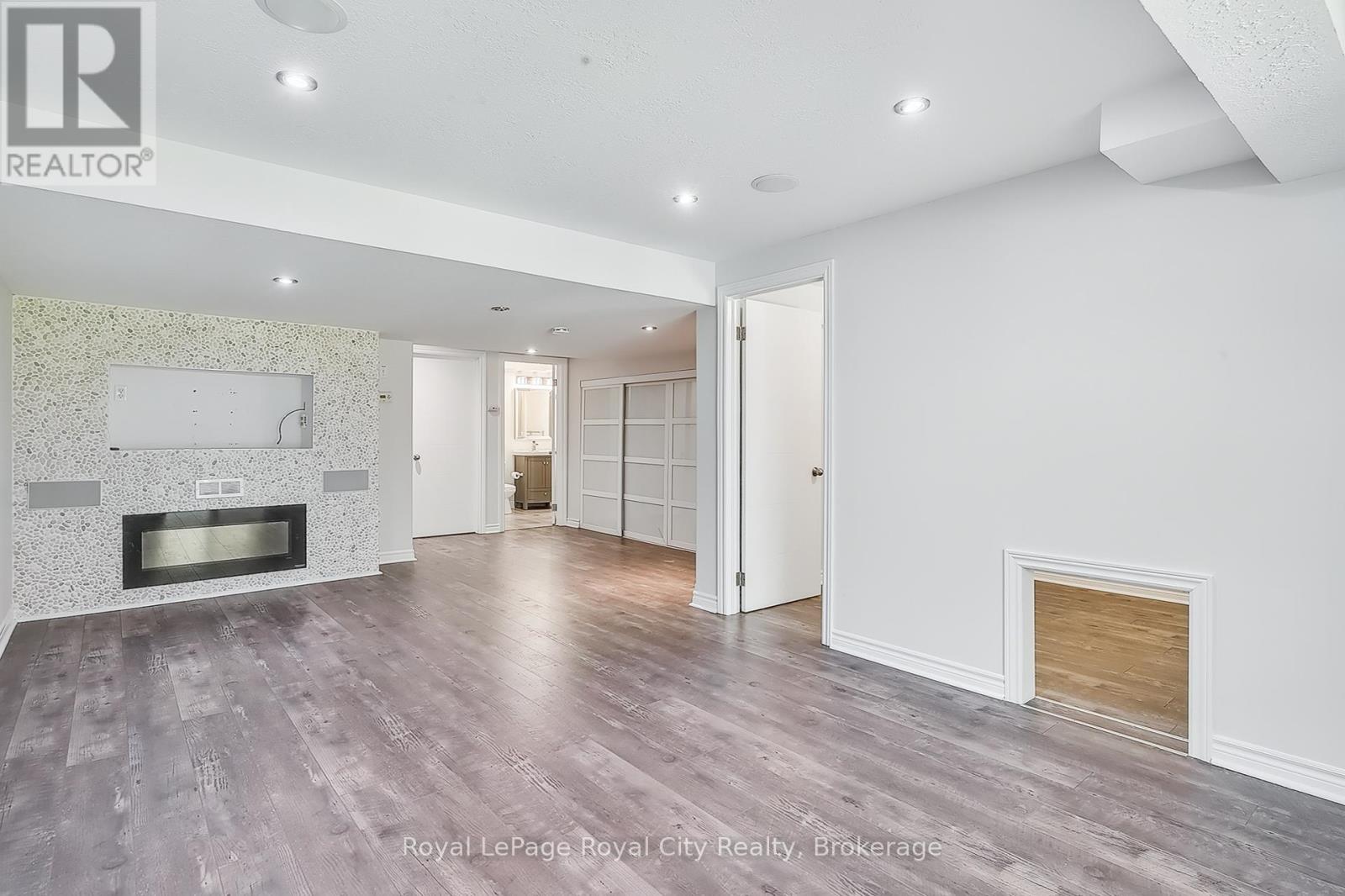 37 Wilkie Crescent, Guelph, Ontario  N1L 0B1 - Photo 24 - X12322454
