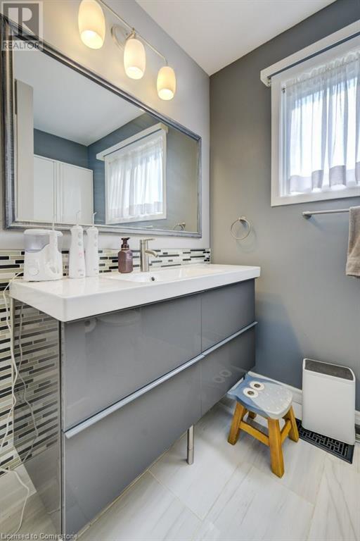 14 Dunsmere Court Unit# Upper, Kitchener, Ontario  N2E 1V4 - Photo 15 - 40757002