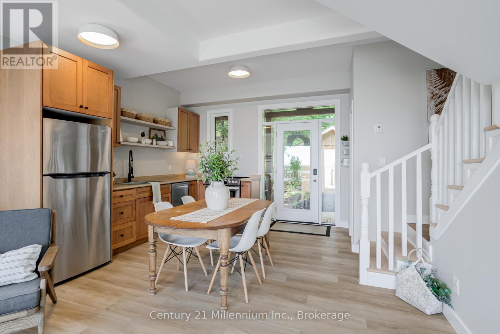75 Glen Road, Collingwood, Ontario  L9Y 0X2 - Photo 6 - S12322491