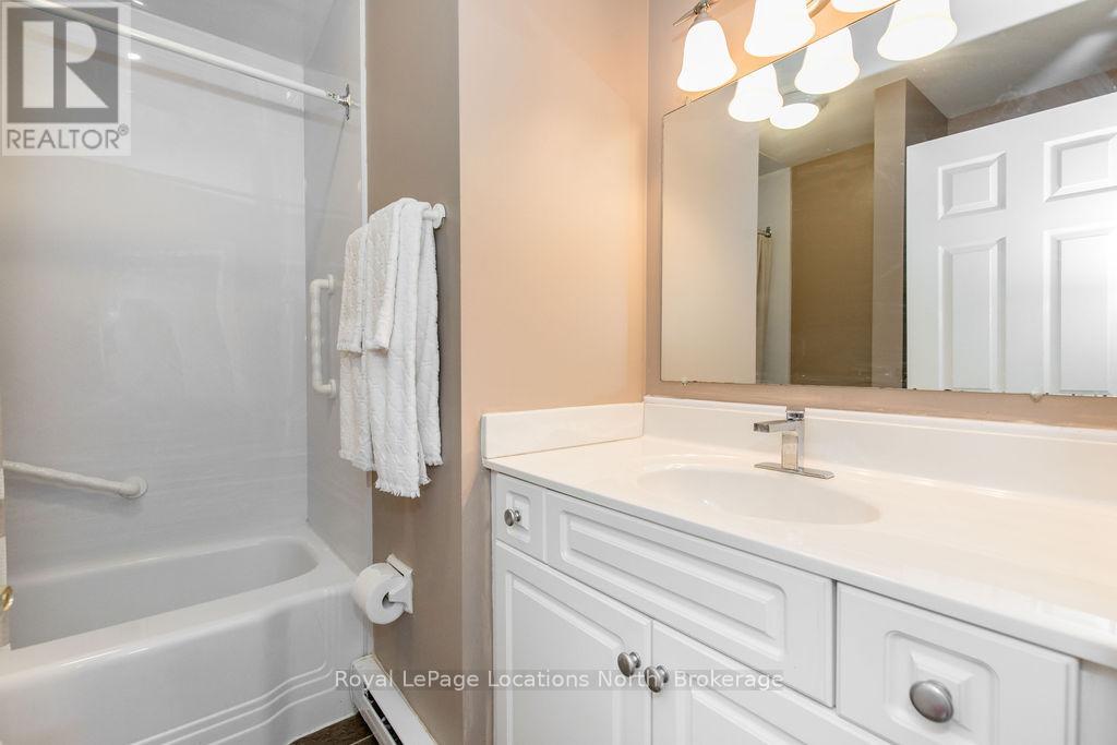 162 Escarpment Crescent, Collingwood, Ontario  L9Y 5B4 - Photo 11 - S12322518
