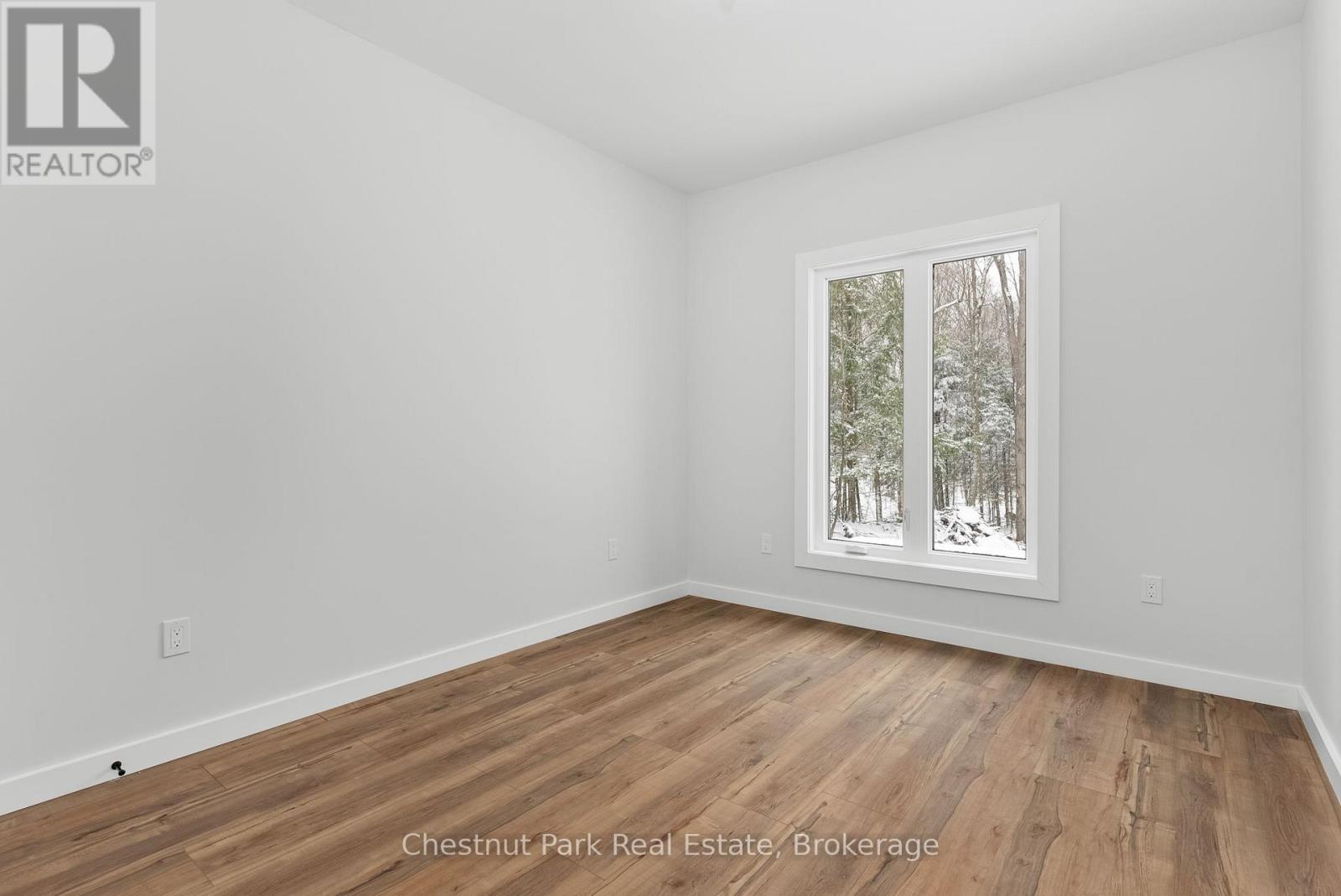 24 Aspen Lane, Nipissing, Ontario  P0H 1Z0 - Photo 12 - X12322627