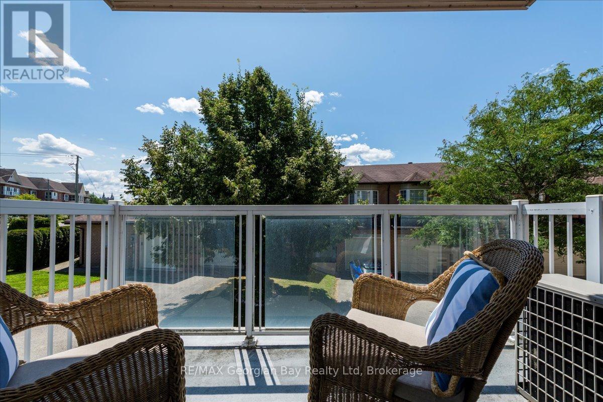 201 - 4 Beck Boulevard, Penetanguishene, Ontario  L9M 2H3 - Photo 25 - S12322895