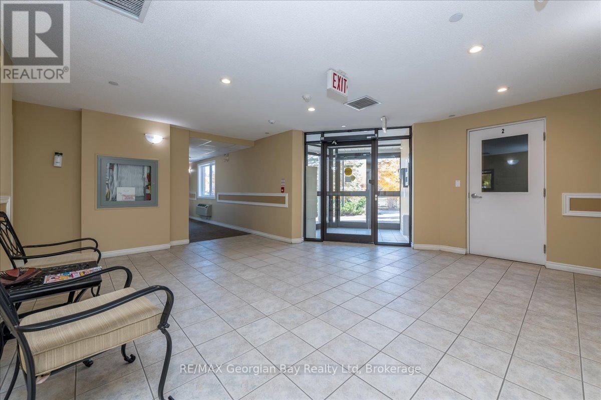 201 - 4 Beck Boulevard, Penetanguishene, Ontario  L9M 2H3 - Photo 26 - S12322895