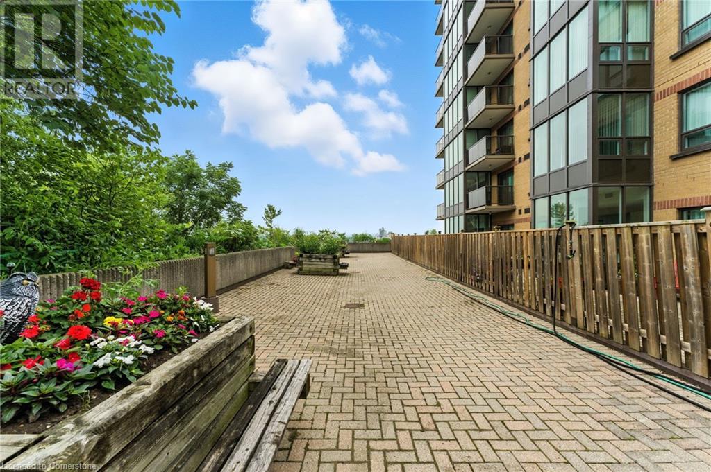 237 King Street W Unit# 1104, Cambridge, Ontario  N3H 5L2 - Photo 39 - 40749318