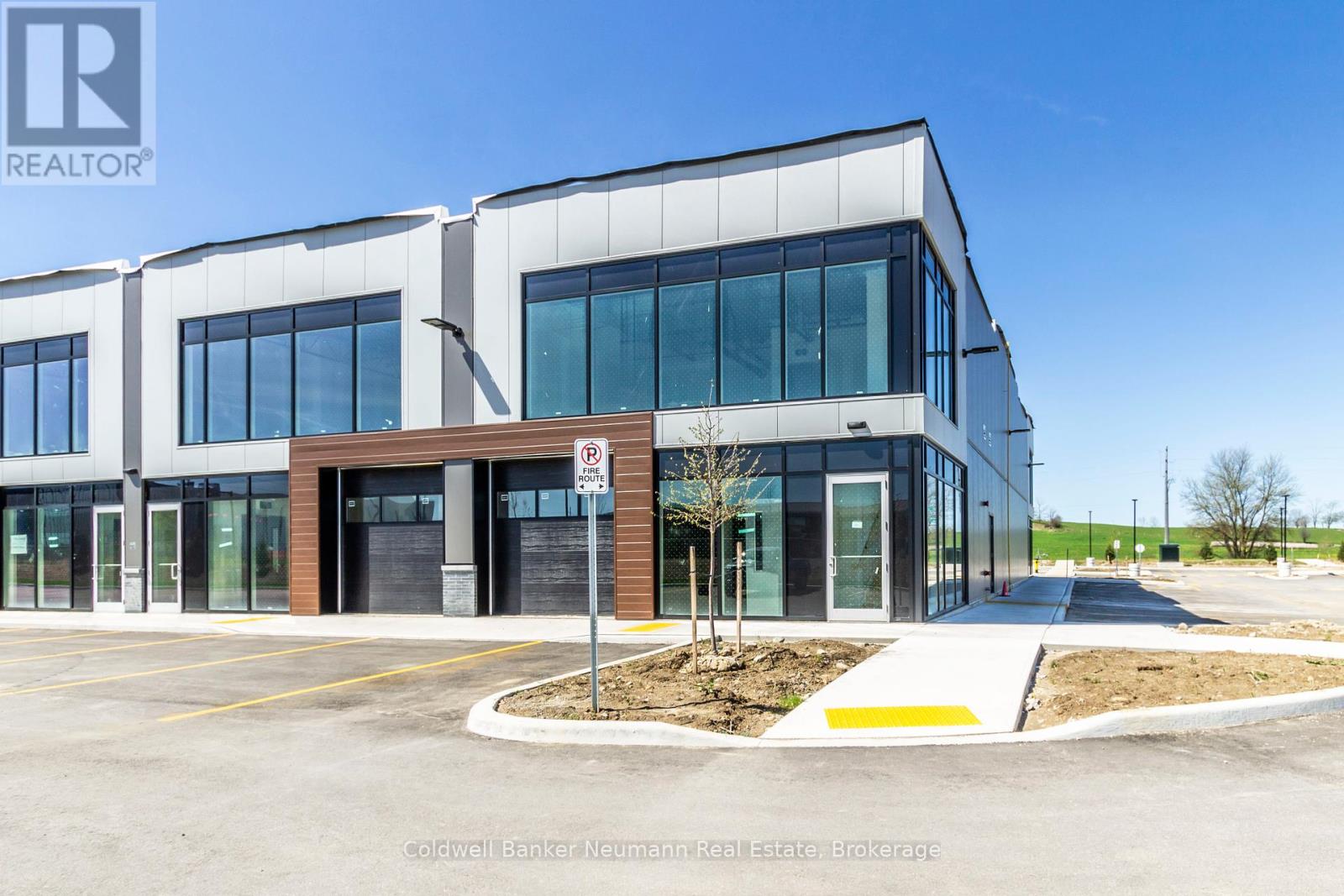 23 - 587 HANLON CREEK BOULEVARD, Guelph, Ontario