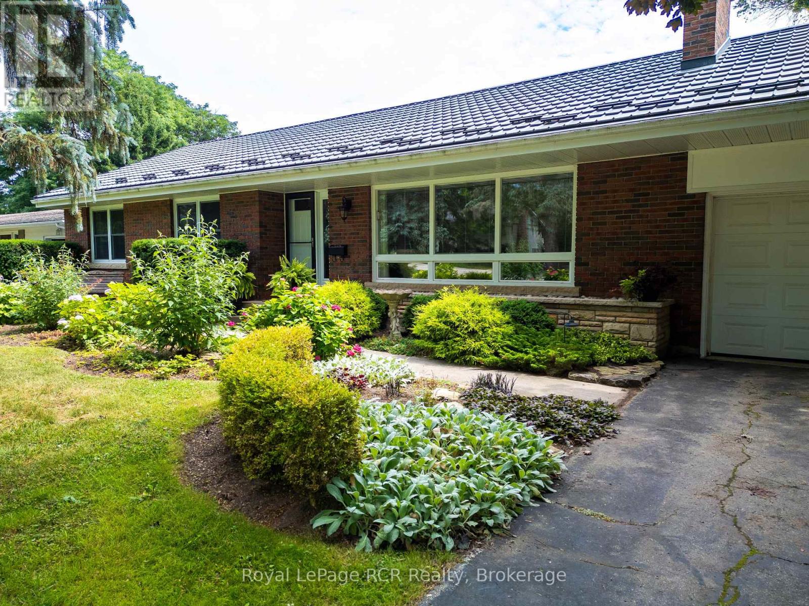 177 3RD AVE SW, Georgian Bluffs, Ontario