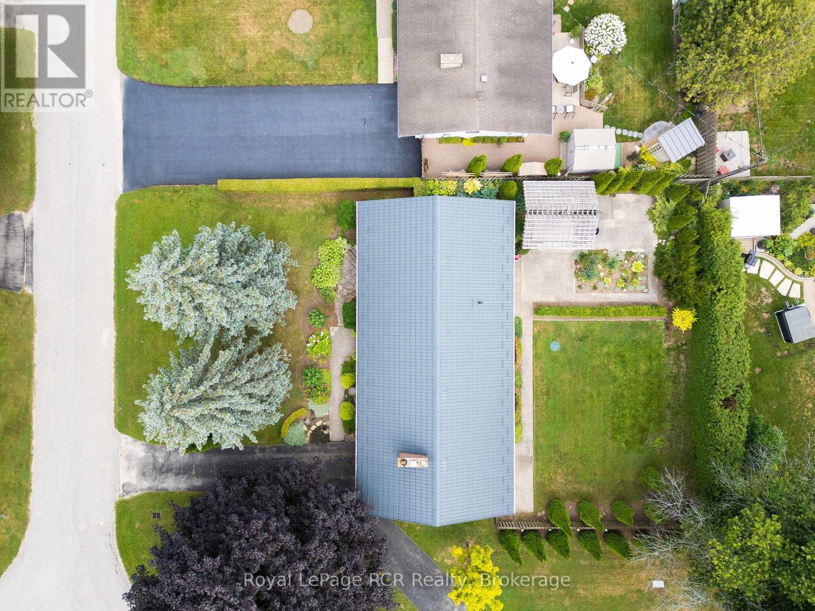 177 3rd Ave Sw, Georgian Bluffs, Ontario  N4K 5T5 - Photo 24 - X12323015