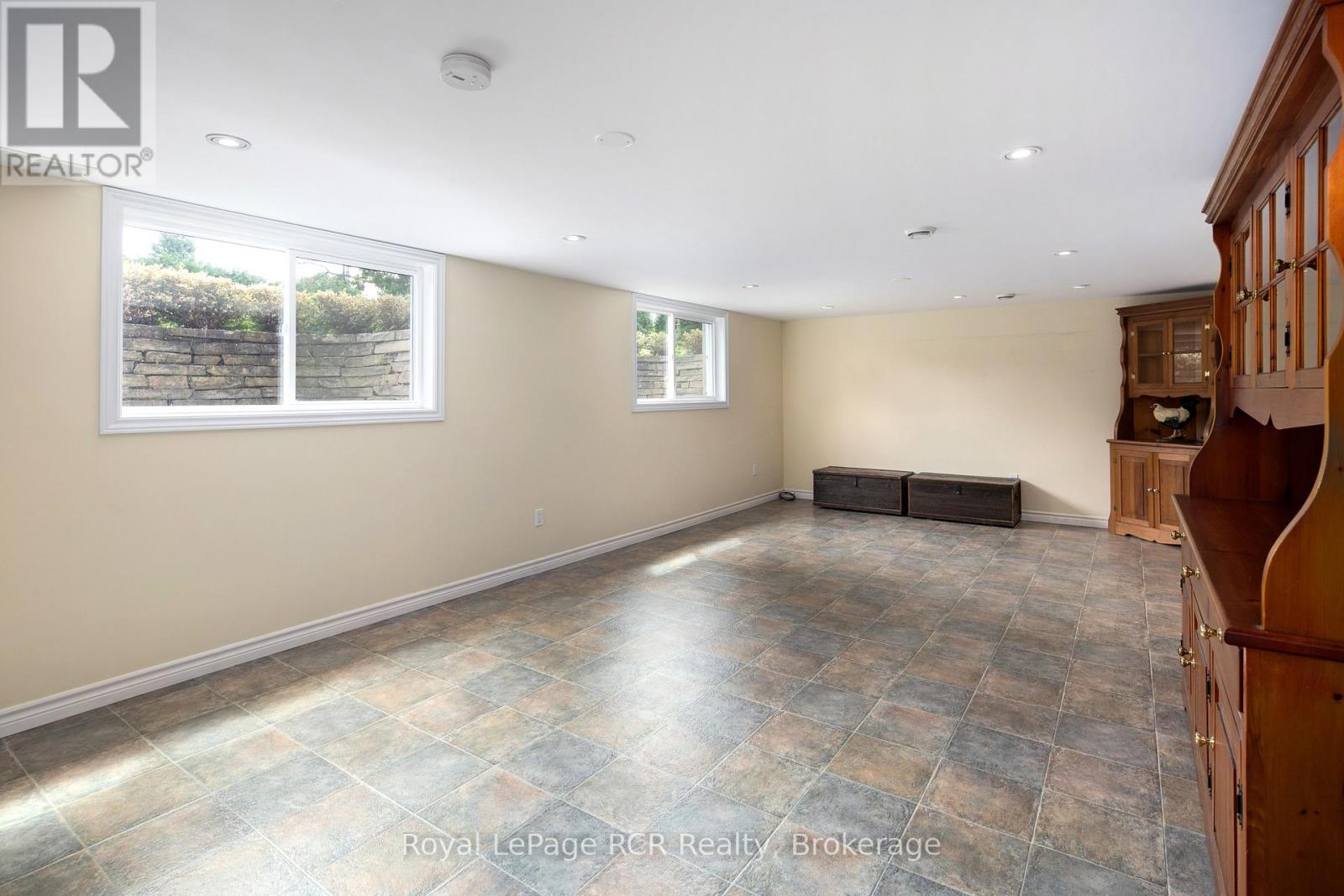 177 3rd Ave Sw, Georgian Bluffs, Ontario  N4K 5T5 - Photo 30 - X12323015
