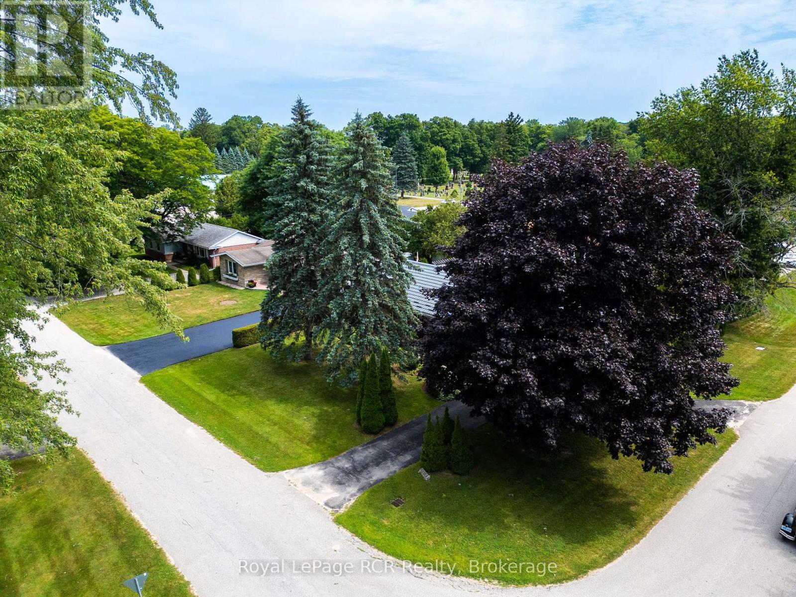 177 3rd Ave Sw, Georgian Bluffs, Ontario  N4K 5T5 - Photo 36 - X12323015