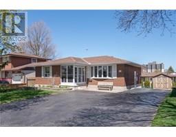 46 LAURENTIAN Drive, Kitchener, Ontario