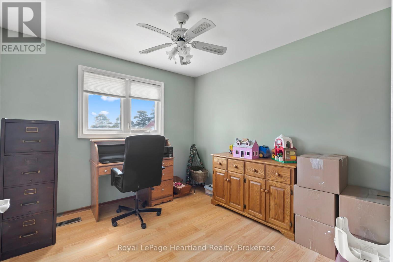8715 Wellington Rd 7 Road, Mapleton, Ontario  N0G 2P0 - Photo 16 - X12323052