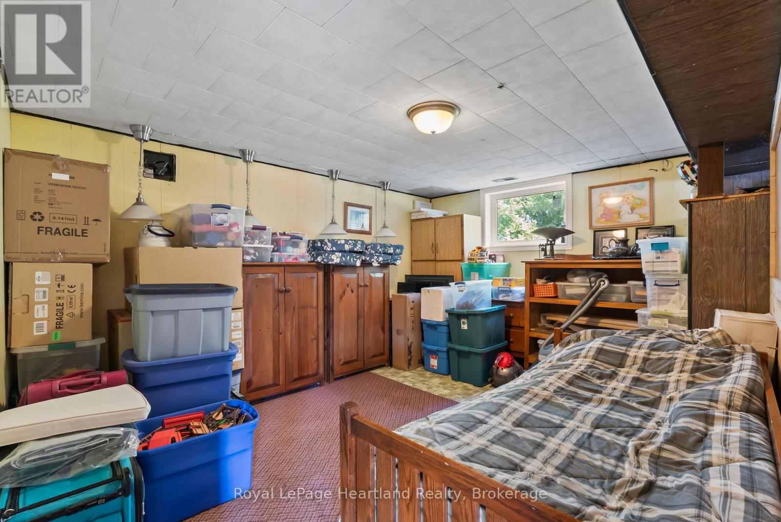 8715 Wellington Rd 7 Road, Mapleton, Ontario  N0G 2P0 - Photo 26 - X12323052