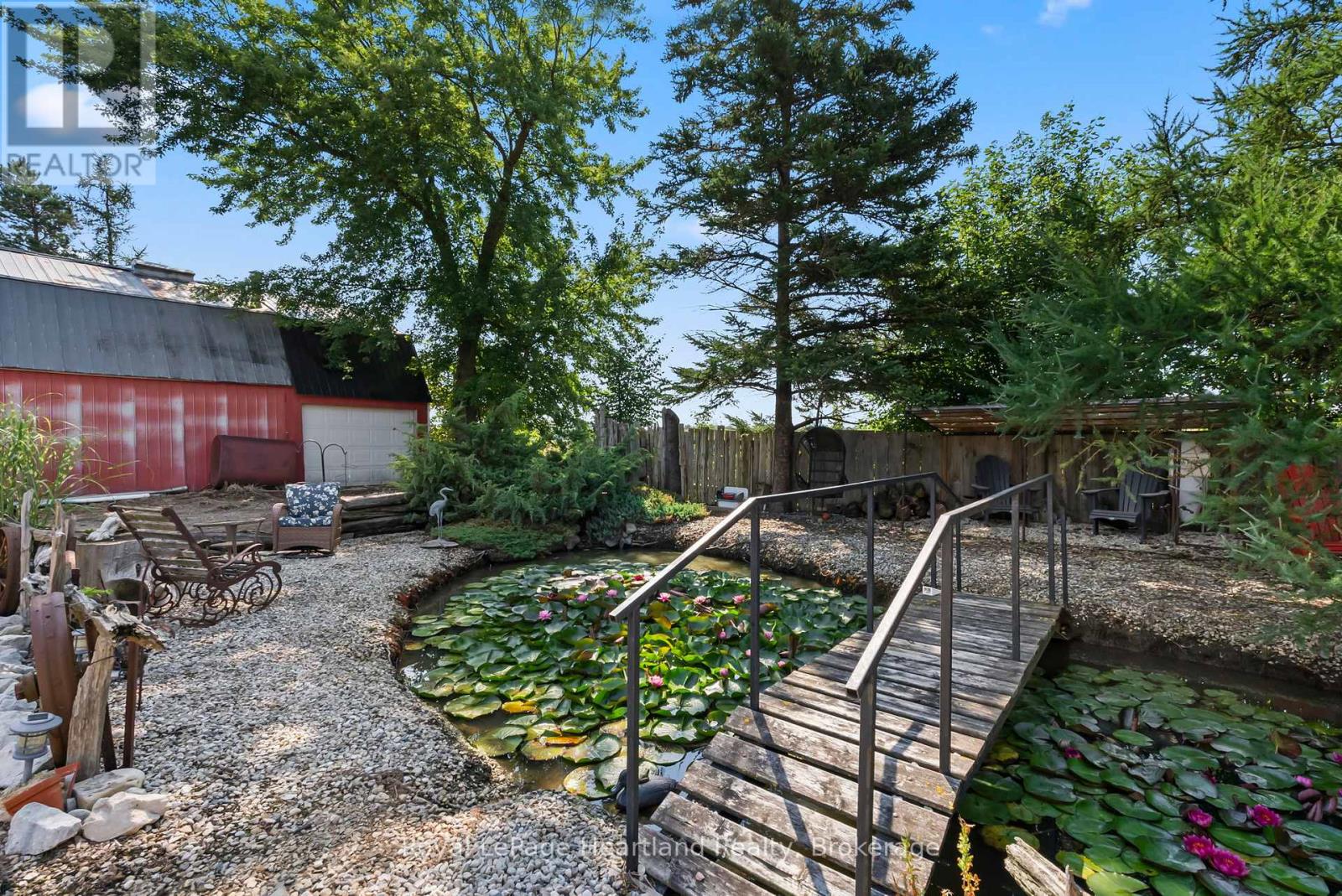 8715 Wellington Rd 7 Road, Mapleton, Ontario  N0G 2P0 - Photo 37 - X12323052