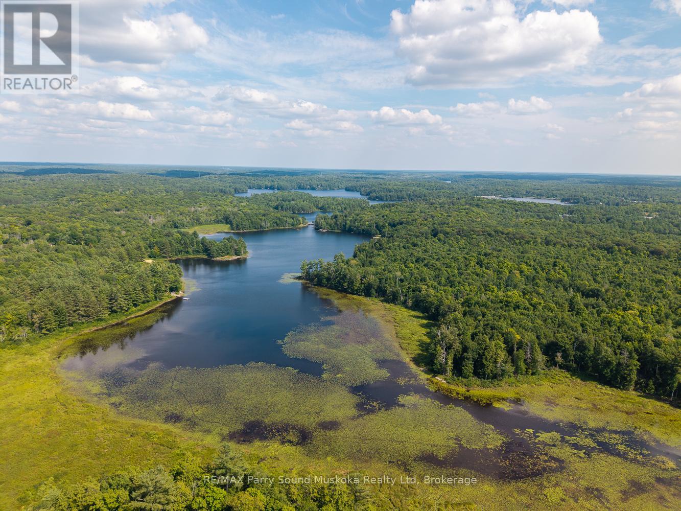 13 Rocky Road, Seguin, Ontario  P2A 0B2 - Photo 7 - X12323092