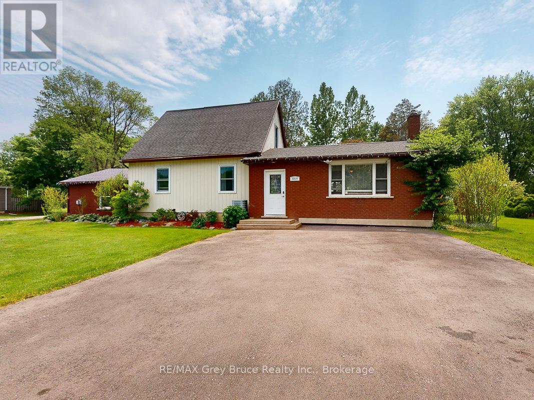 864 16TH STREET W, Georgian Bluffs, Ontario