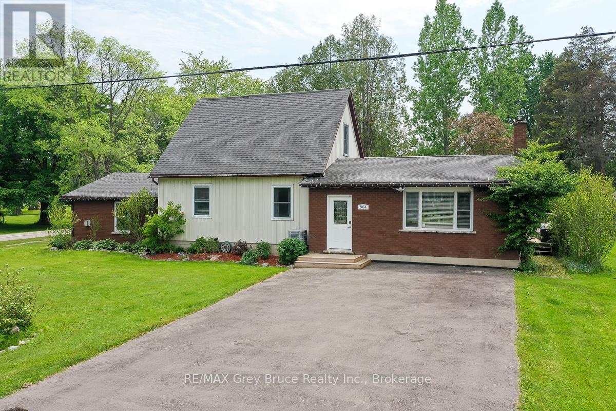 864 16th Street W, Georgian Bluffs, Ontario  N4K 6V5 - Photo 41 - X12323263