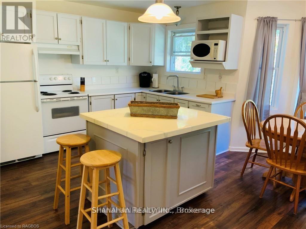20 Cape Hurd Road, Northern Bruce Peninsula, Ontario  N0H 2R0 - Photo 15 - X12323273